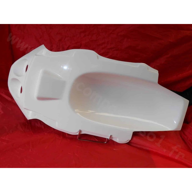 Passage de roue pour double feux Suzuki 600 et 1200 Bandit 1995 à 1999