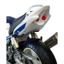 Passage de roue pour double feux Suzuki 1400 GSX 2001 à 2007